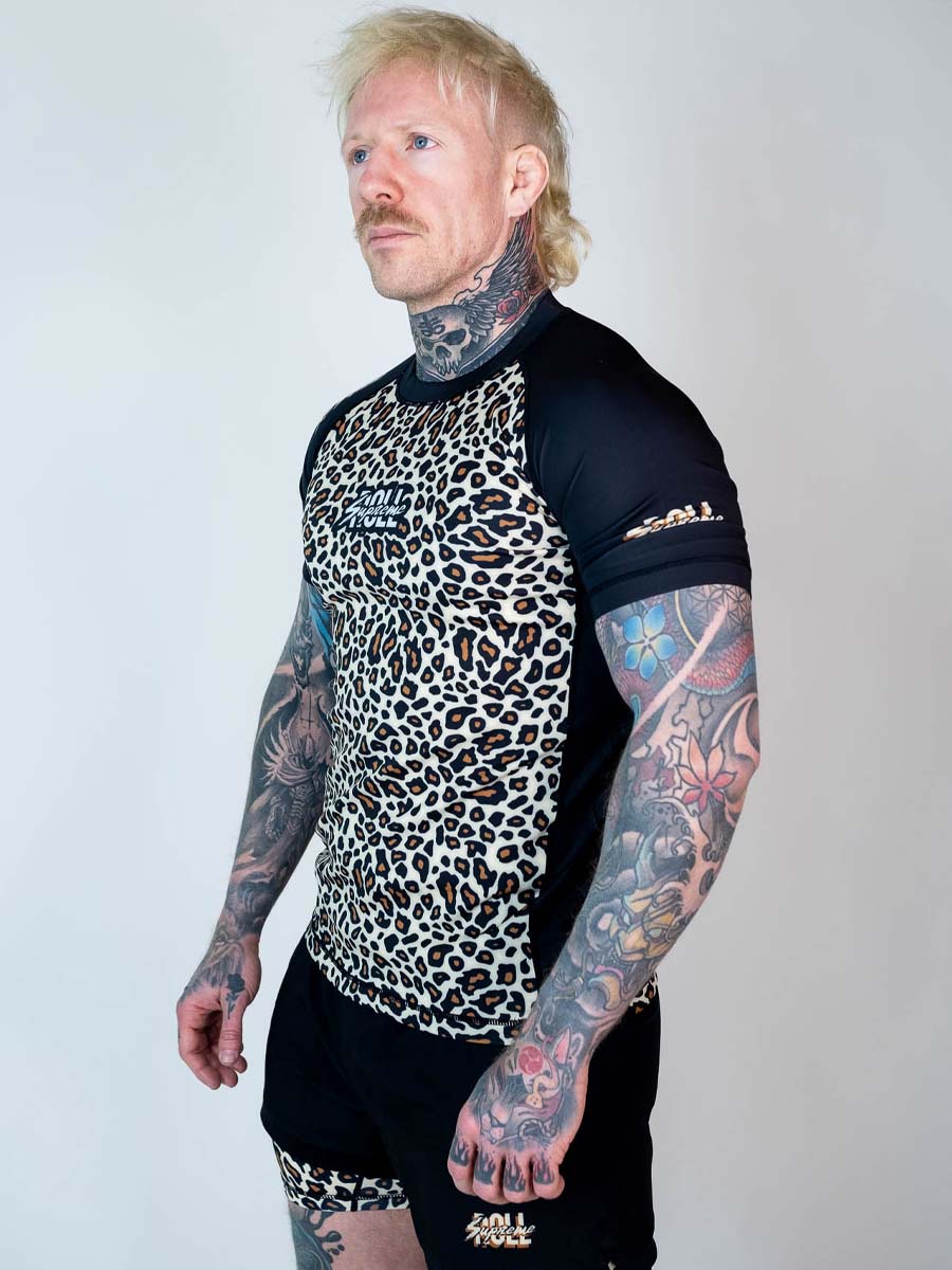 The Butcher Short Sleeve Rash Guard - Classic Pat - Image 2