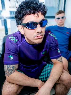 Grapplers in action 1